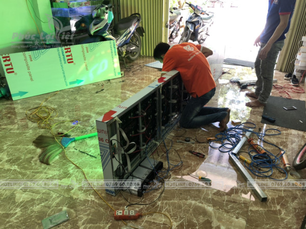Lắp đặt hoàn thiện bảng Led ma trận (Led Matrix) tại Sơn Trà, Đà Nẵng - Phúc Lợi Việt Đà Nẵng