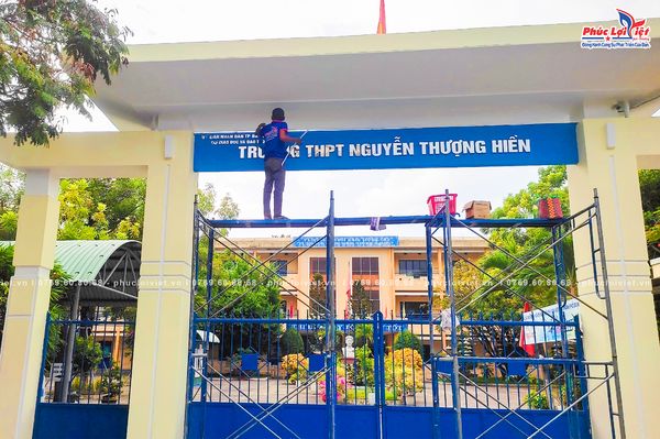 Quá trình thi công và lắp đặt bọ chữ inox cho Trường THPT Nguyễn Thượng Hiền