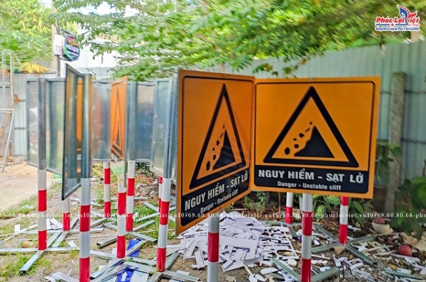 Thi công biển cảnh báo an toàn tại Đà Nẵng