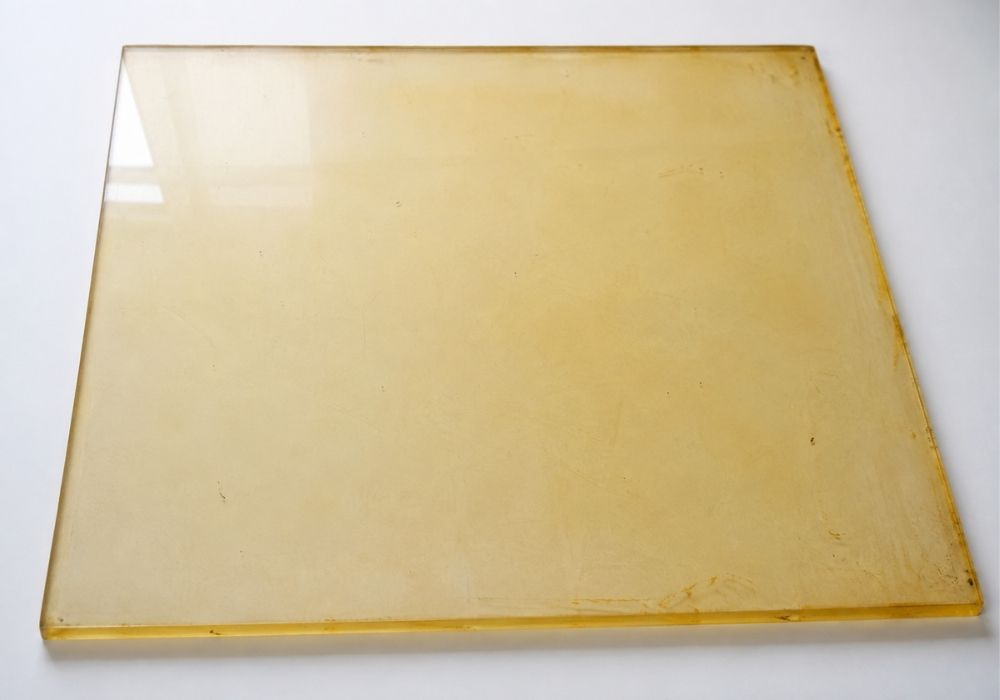 mica bị ố vàng là do đâu 